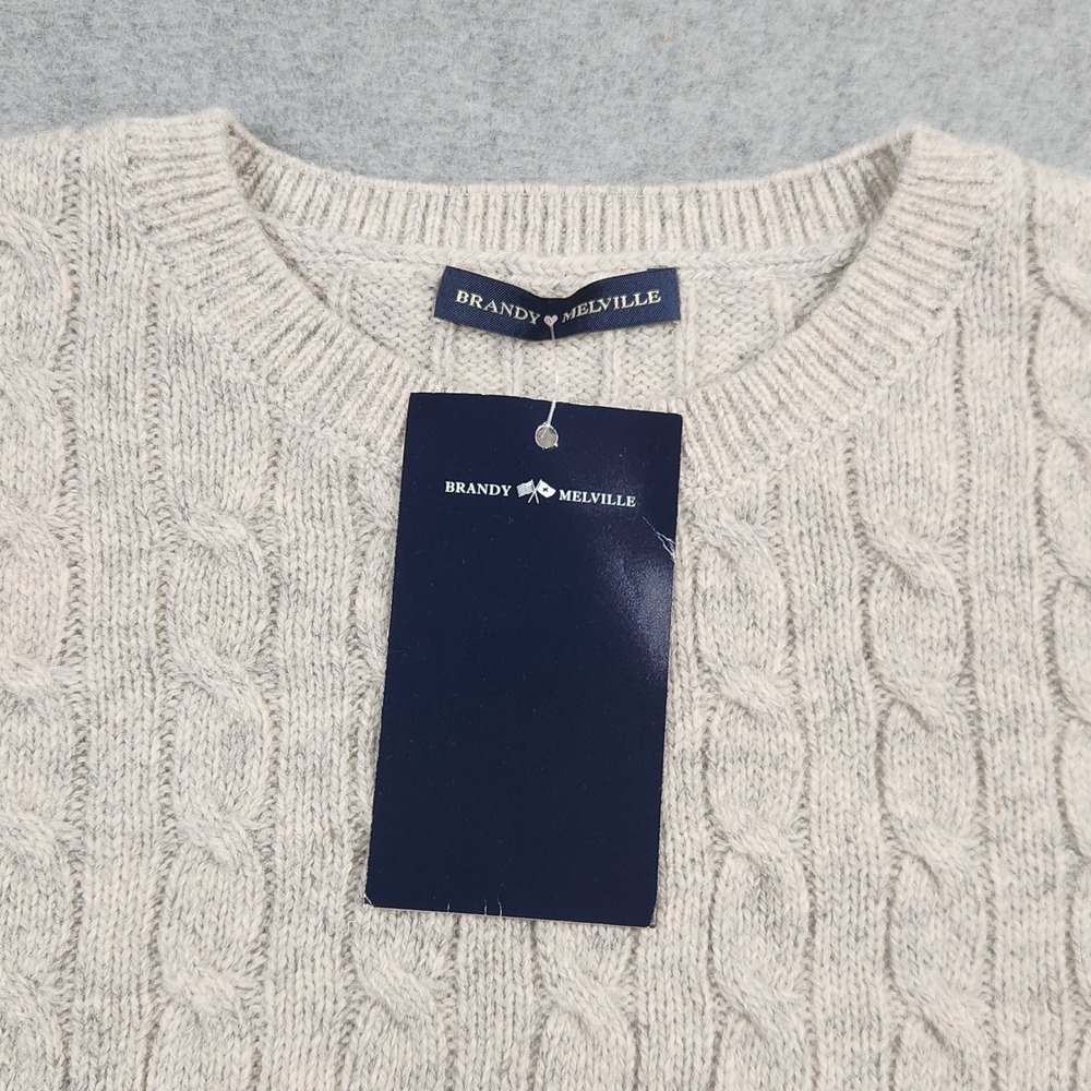 Brandy Melville Wool Sweater Large Beige Cable Knit Fisherman Thick Chunky NEW